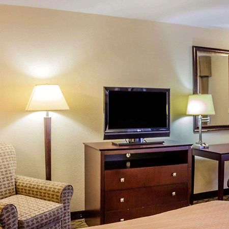 Quality Inn Waterbury Eksteriør bilde