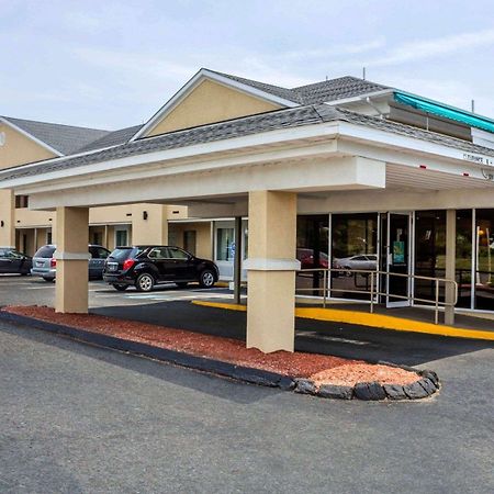 Quality Inn Waterbury Eksteriør bilde